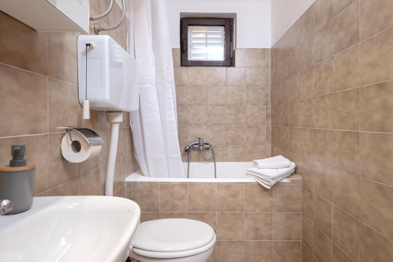 Apartments Bodlovic - Zf Hvar Хвар Екстериор снимка