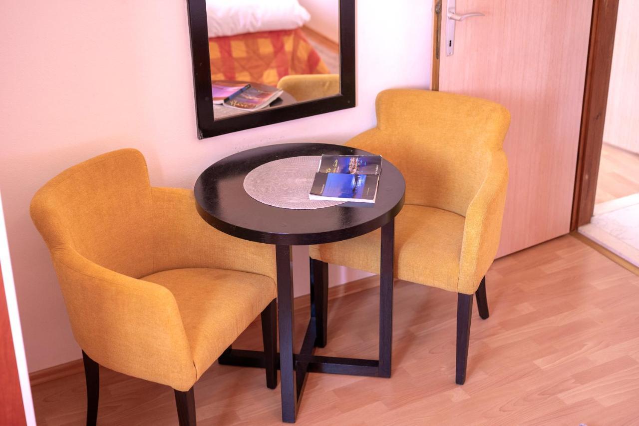 Apartments Bodlovic - Zf Hvar Хвар Екстериор снимка